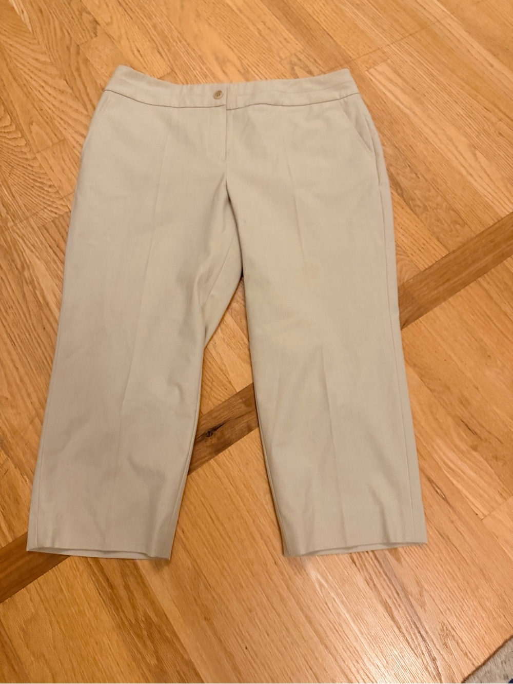 Ladies Size 12P "Talbots" Light Tan Cropped Dress Capris GUC